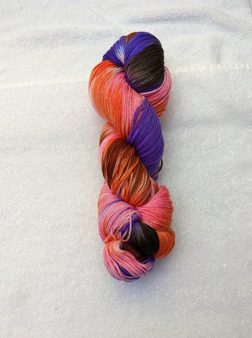 Tweedle dee <br>Shawl Sock (fingering)